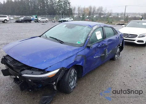 2024 Hyundai Elantra Sel z USA, uszkodzony, nr VIN KMHLM4DG5RU740080